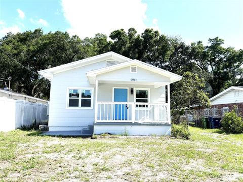 A home in TAMPA