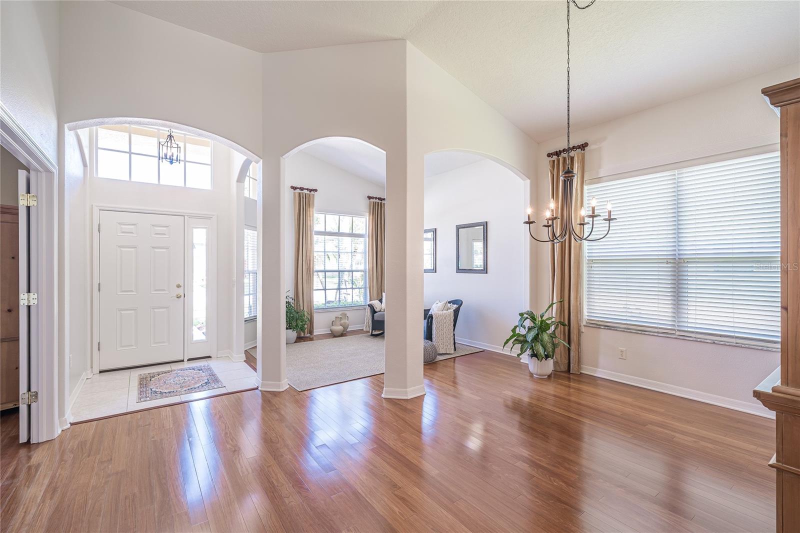 1135 BIG CREEK DRIVE