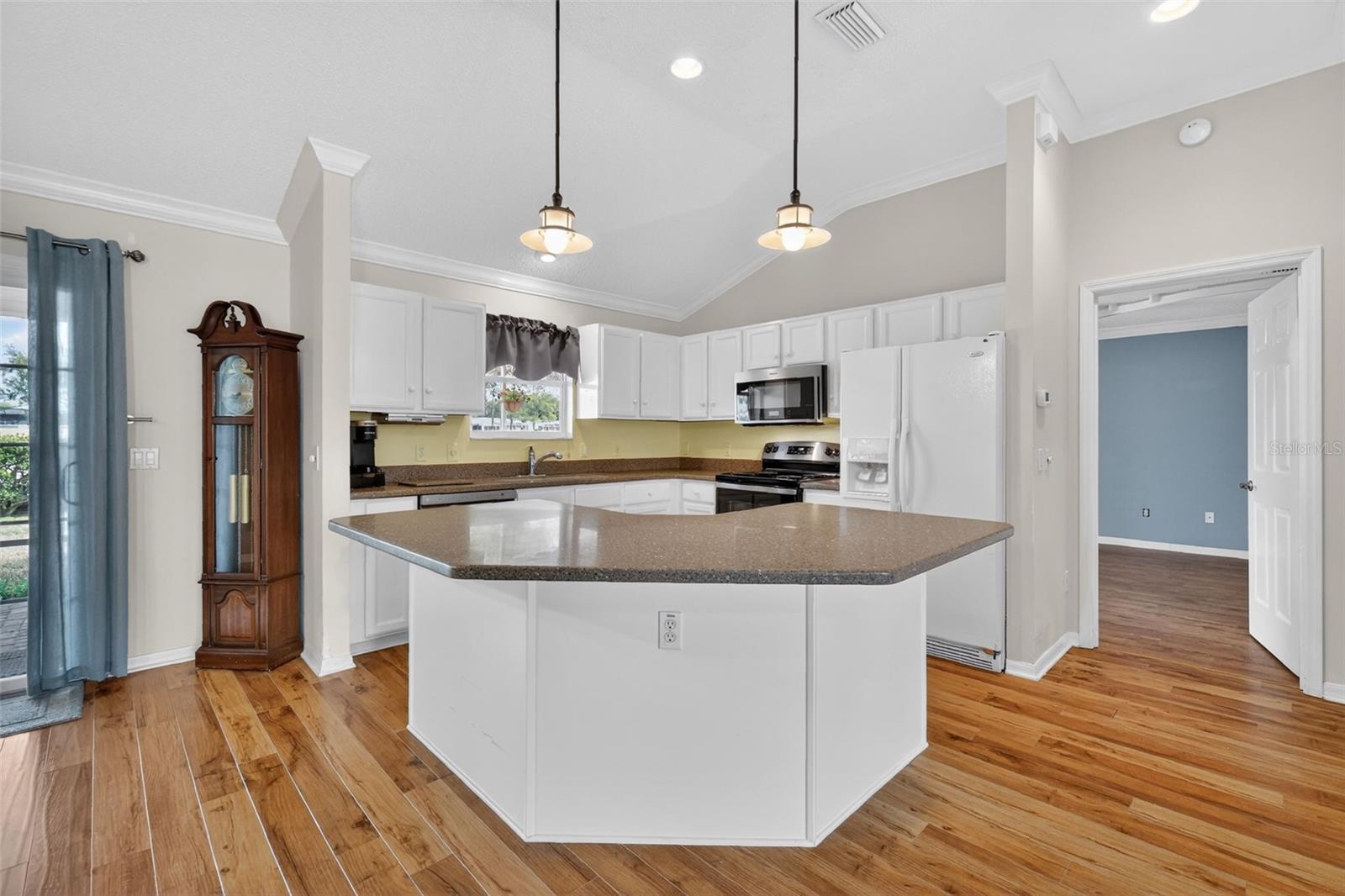 631 SAN MARINO DRIVE