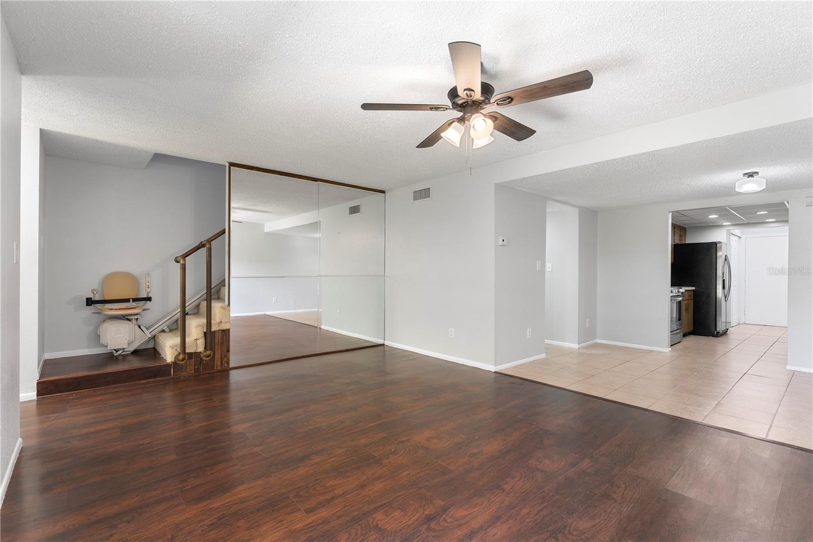 818 PARK LAKE CIRCLE 10
