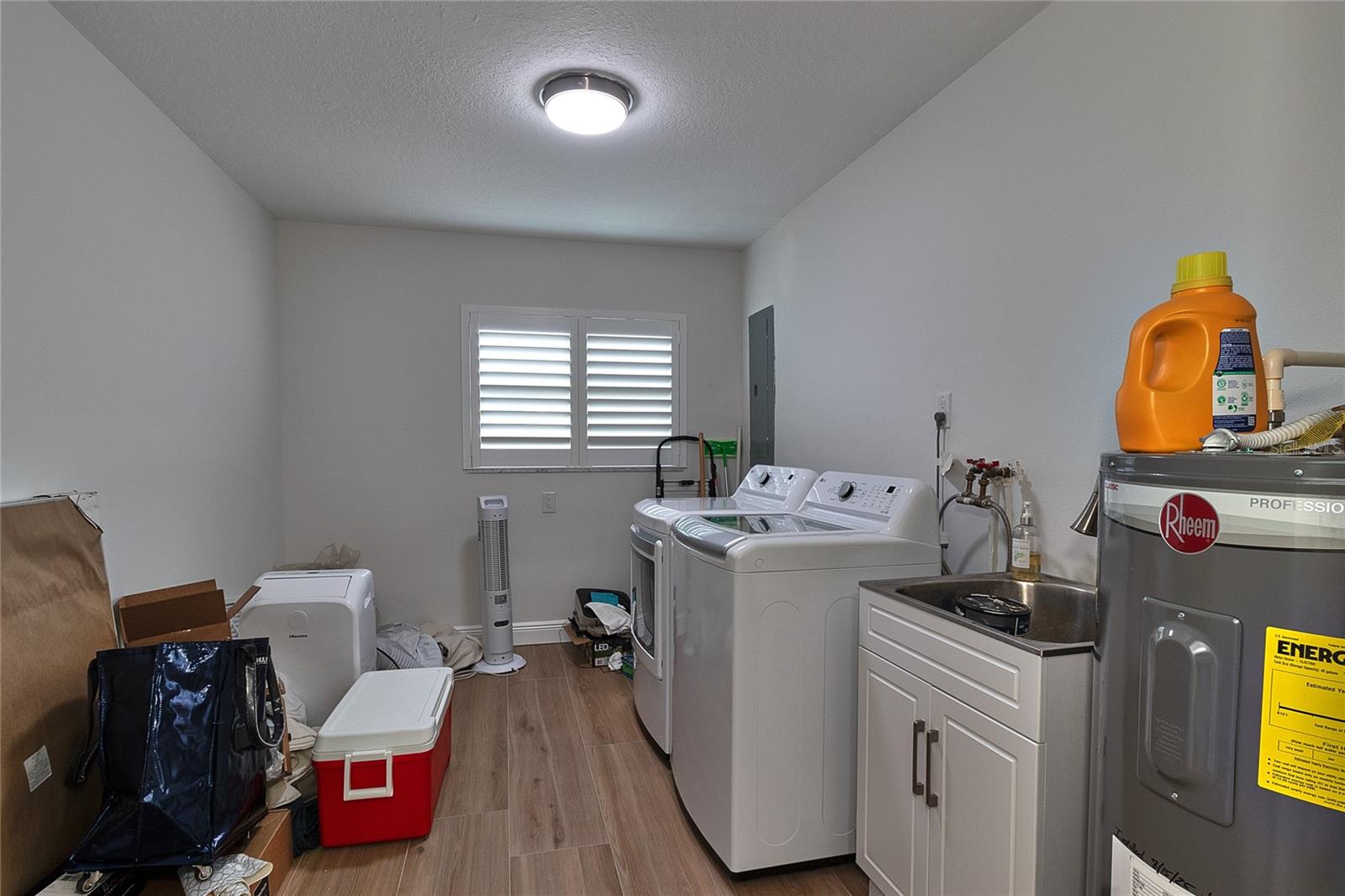 HARBOR HILLS 3RD ADD - Residential