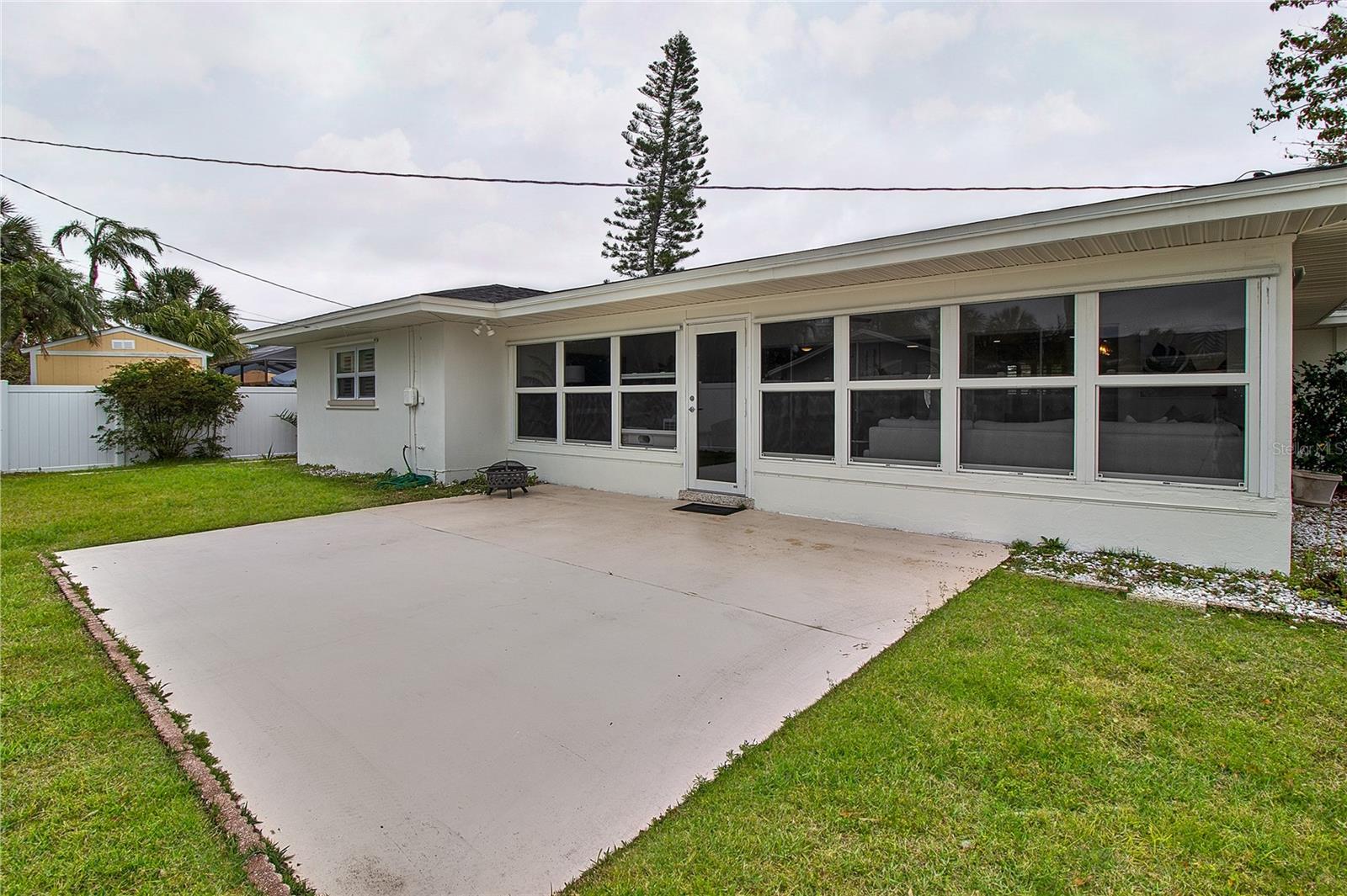 HARBOR HILLS 3RD ADD - Residential