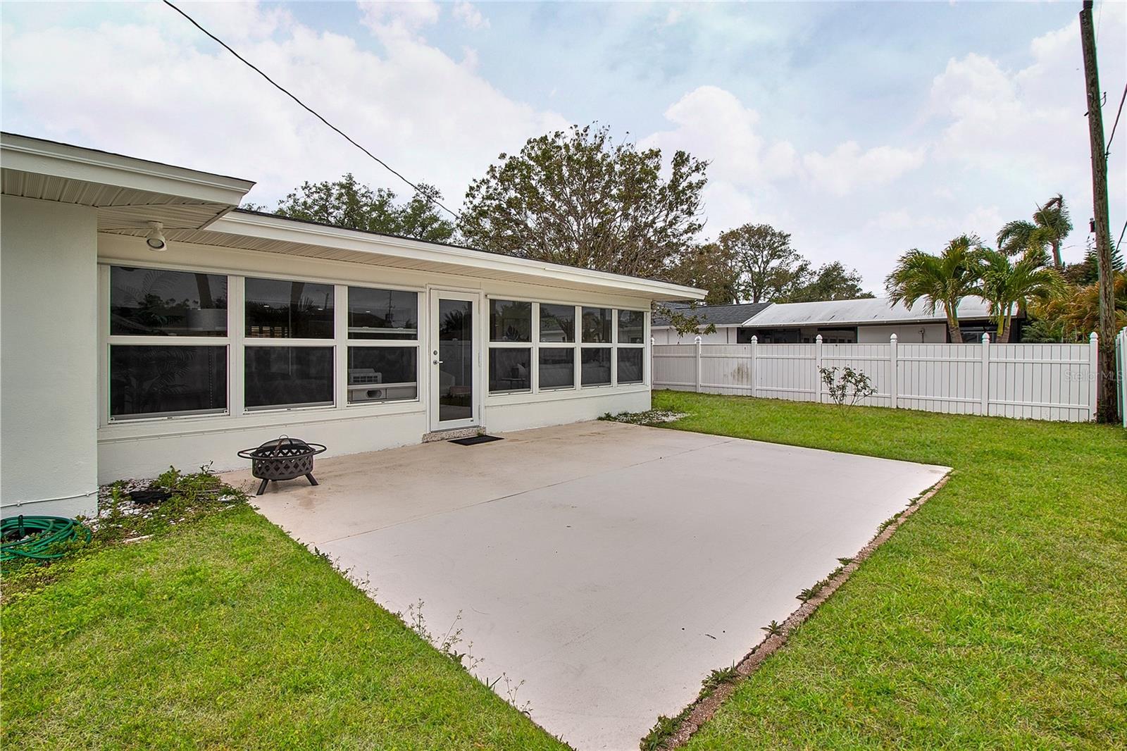 HARBOR HILLS 3RD ADD - Residential