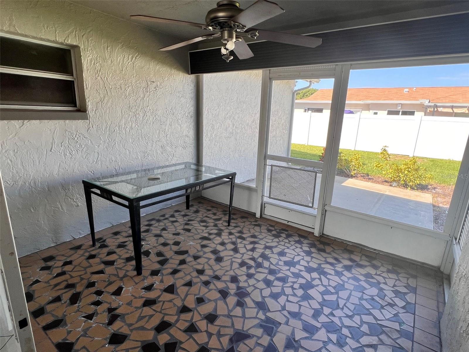 PARK LAKE ESTATES - Residential Lease