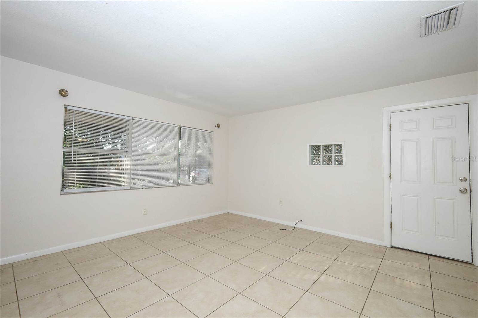 LAKE BRANTLEY HILLS - Residential