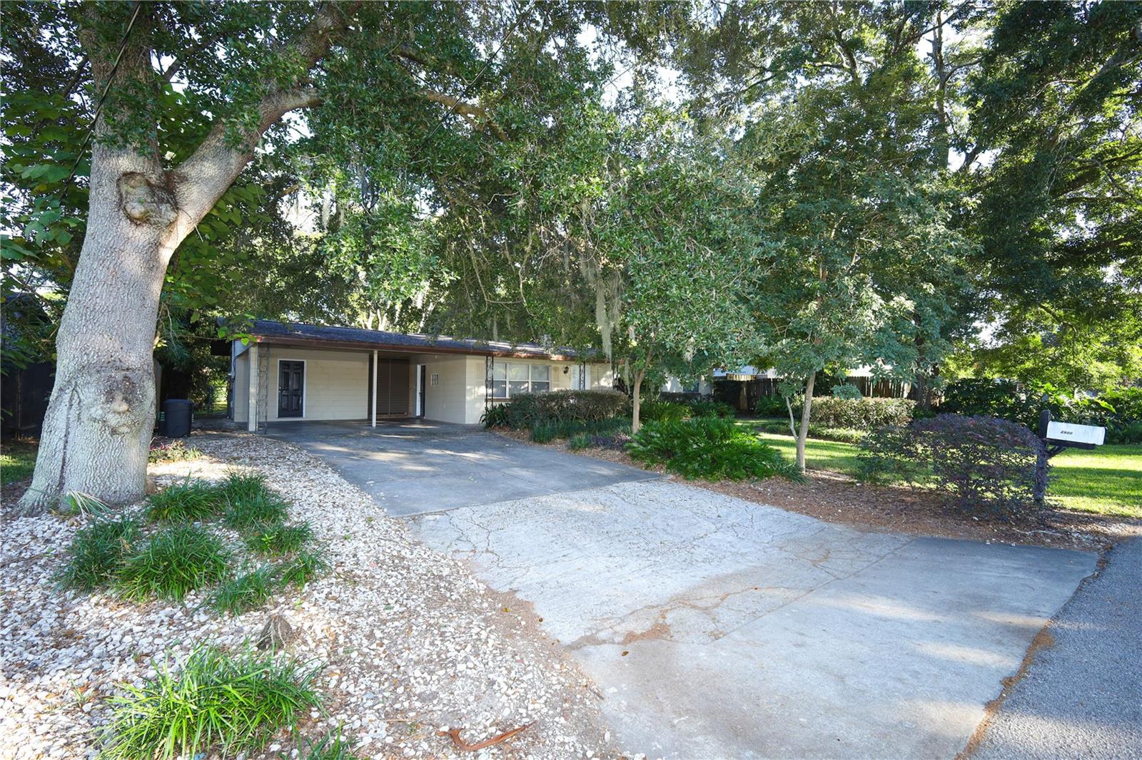 LAKE BRANTLEY HILLS - Residential