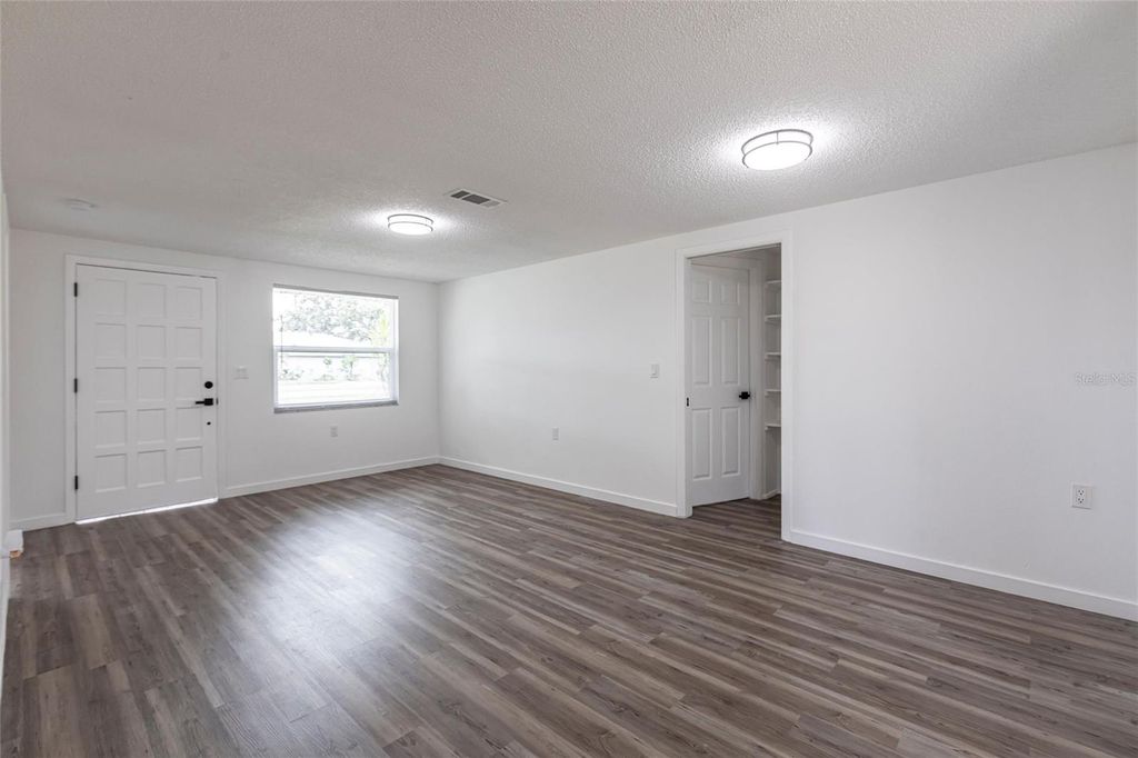 Photo of 3081 Englewood Road, Venice, FL 34293 (MLS # TB8427174)