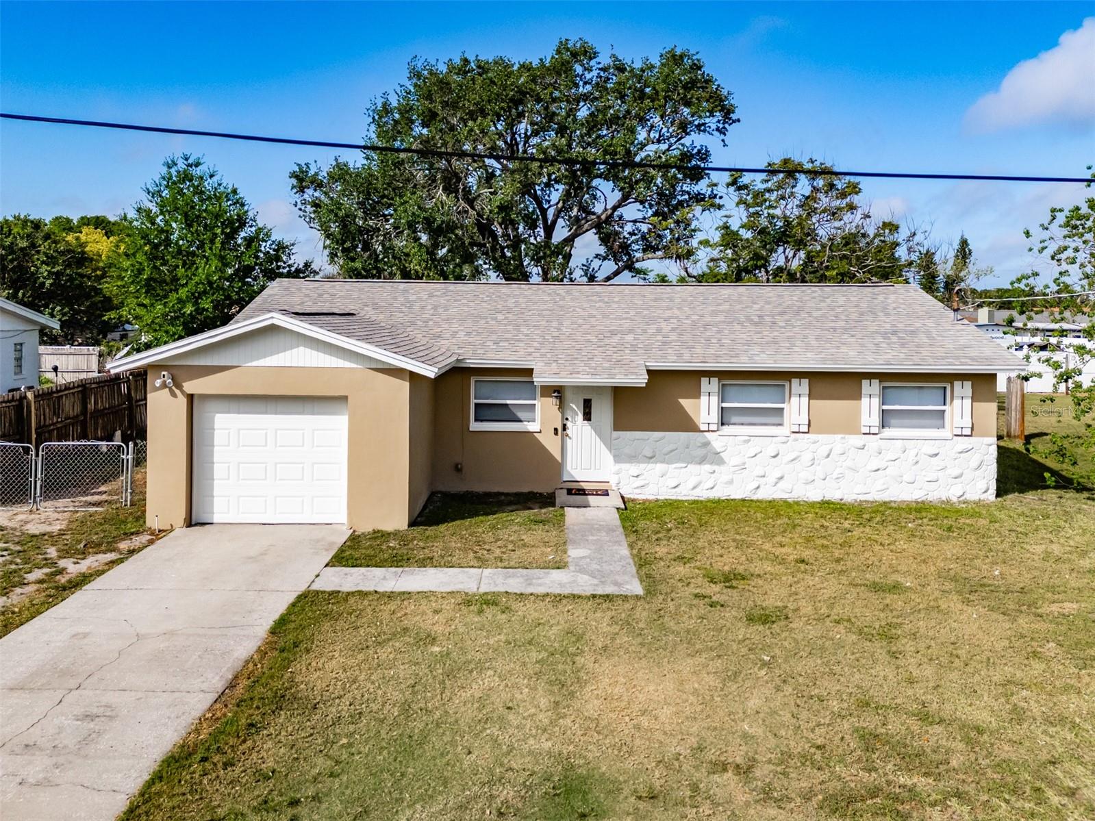 428 FLAMINGO DRIVE