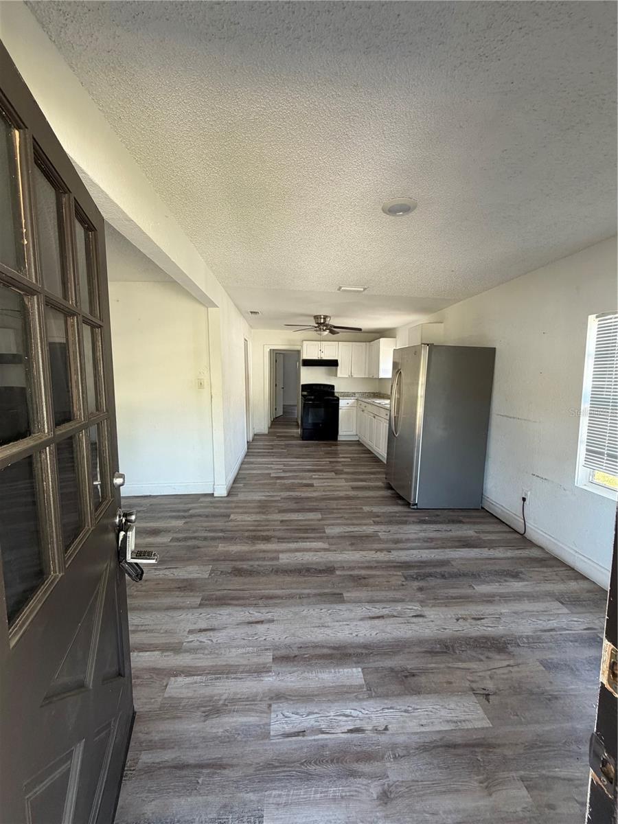 EASTERN HEIGHTS - Residential Lease