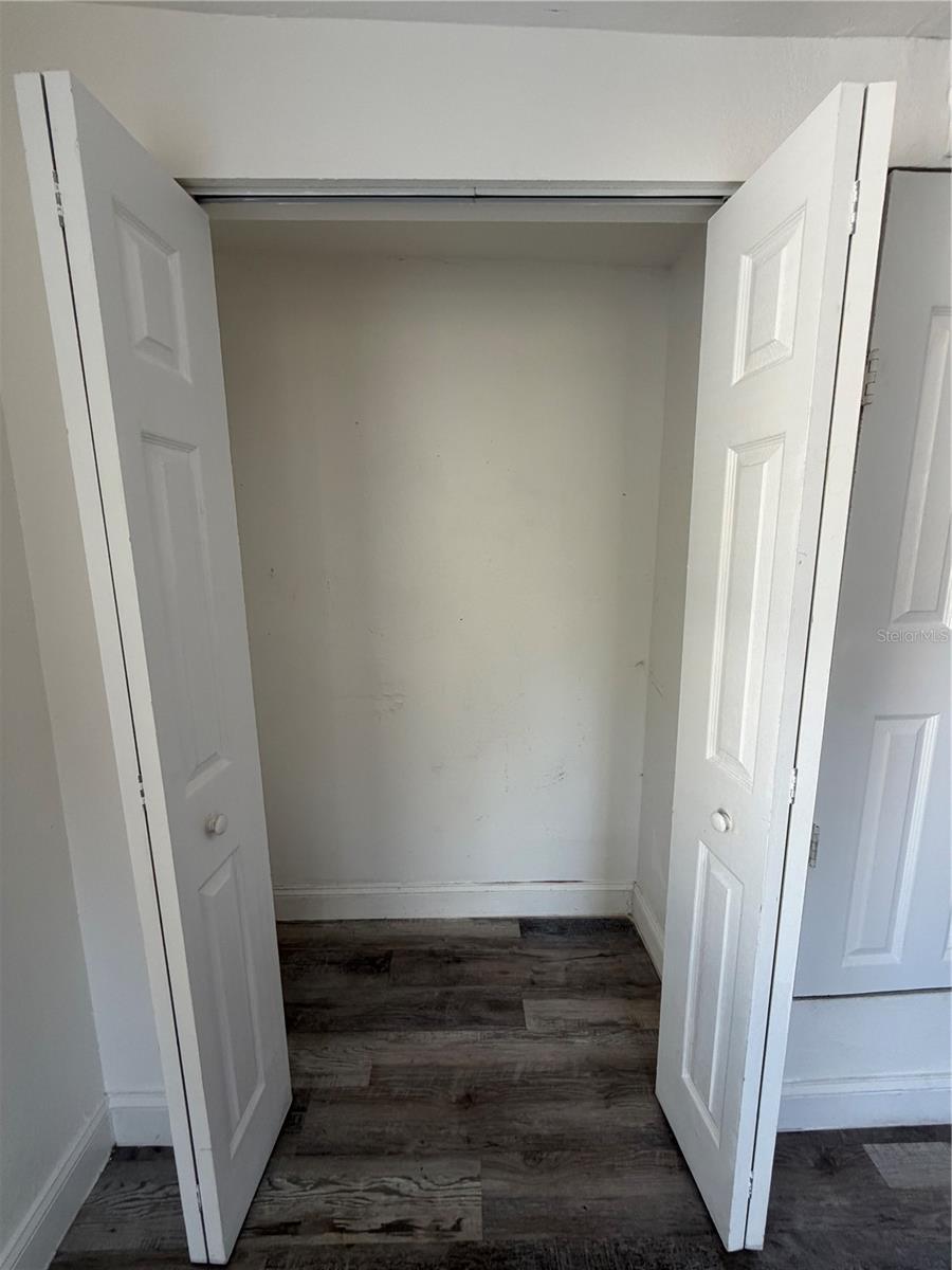 EASTERN HEIGHTS - Residential Lease