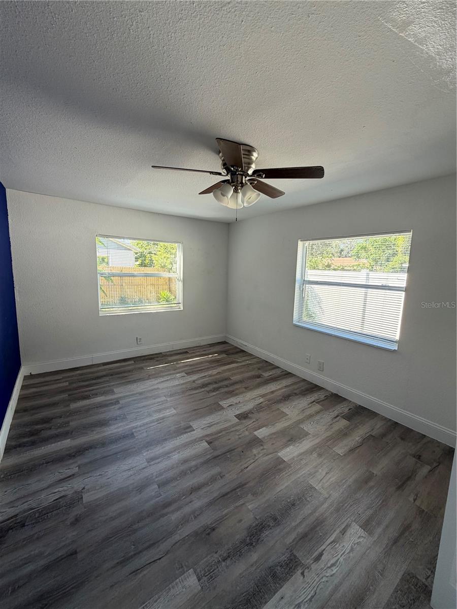 EASTERN HEIGHTS - Residential Lease