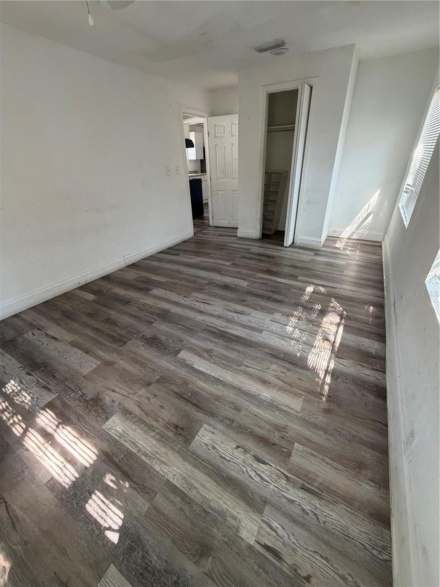 EASTERN HEIGHTS - Residential Lease