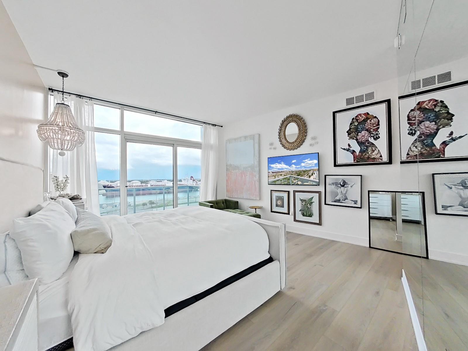 THE PLACE AT CHANNELSIDE A CON - Residential