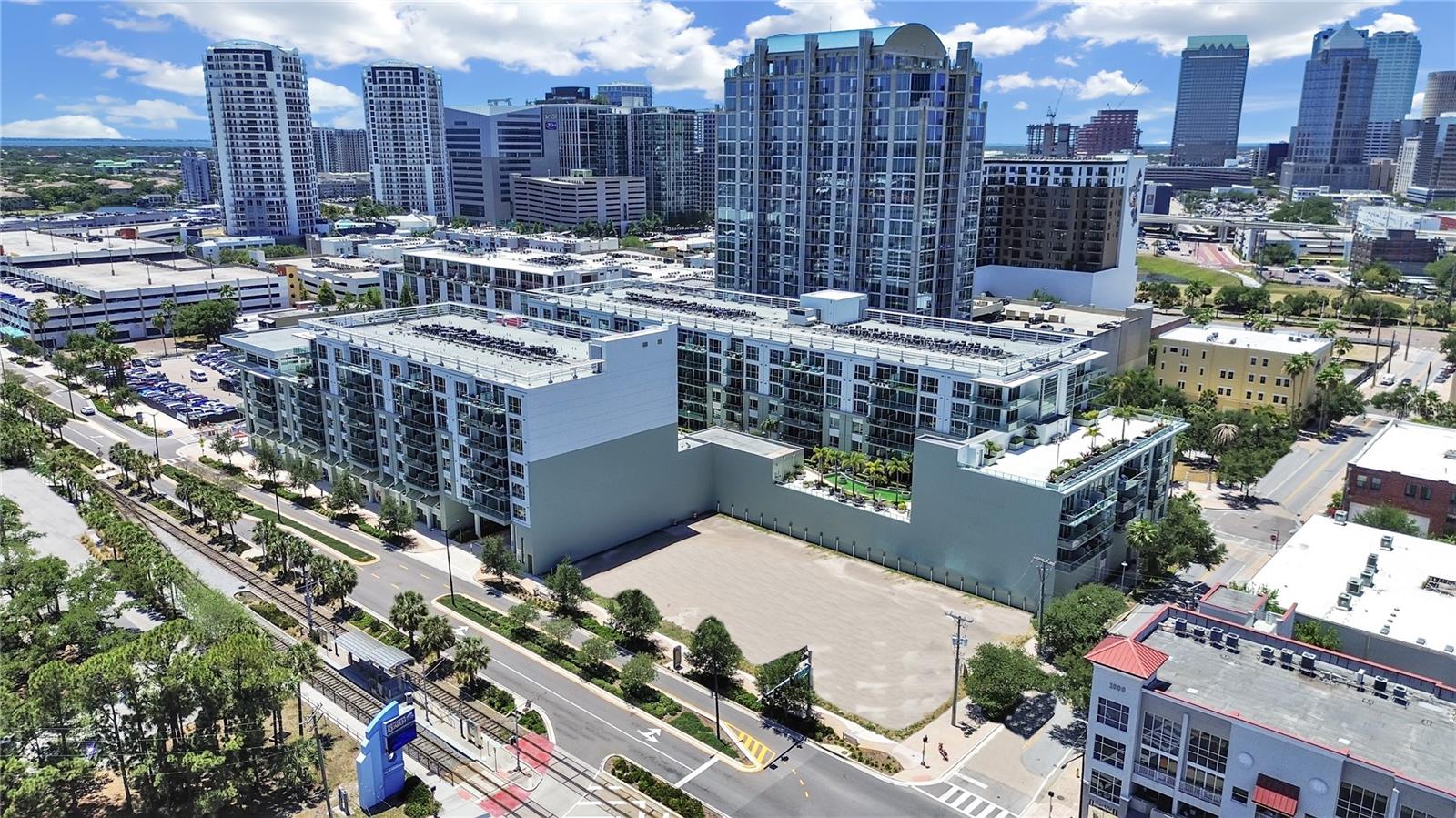 912 CHANNELSIDE DRIVE 2805