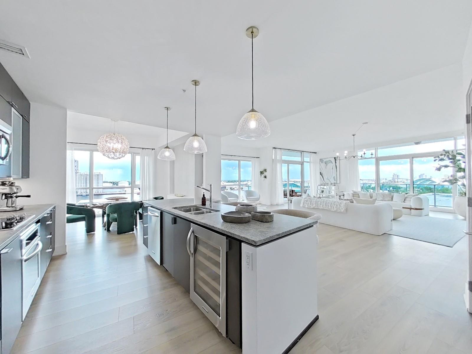 THE PLACE AT CHANNELSIDE A CON - Residential