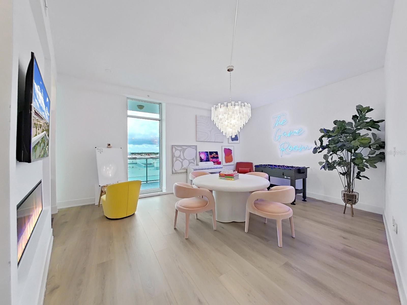 THE PLACE AT CHANNELSIDE A CON - Residential
