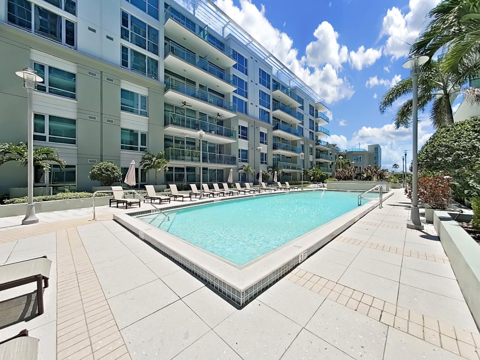 THE PLACE AT CHANNELSIDE A CON - Residential