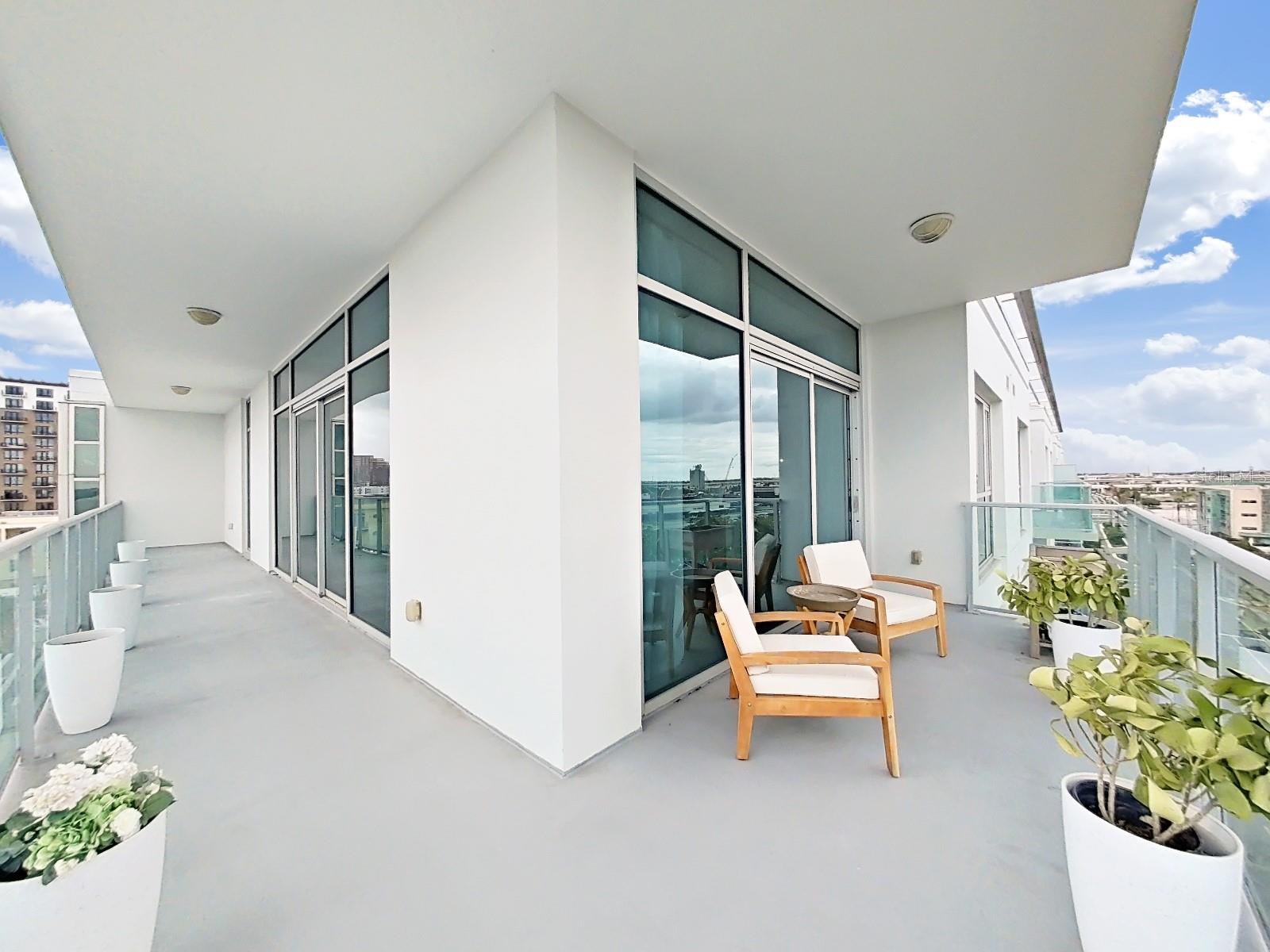 THE PLACE AT CHANNELSIDE A CON - Residential