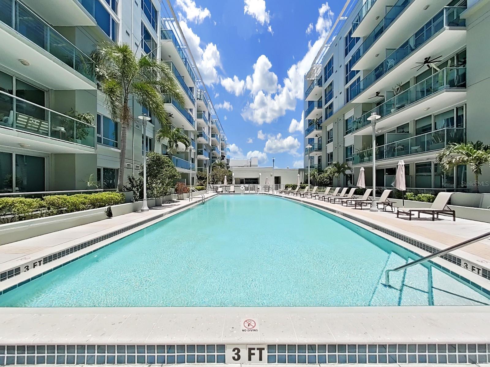 THE PLACE AT CHANNELSIDE A CON - Residential