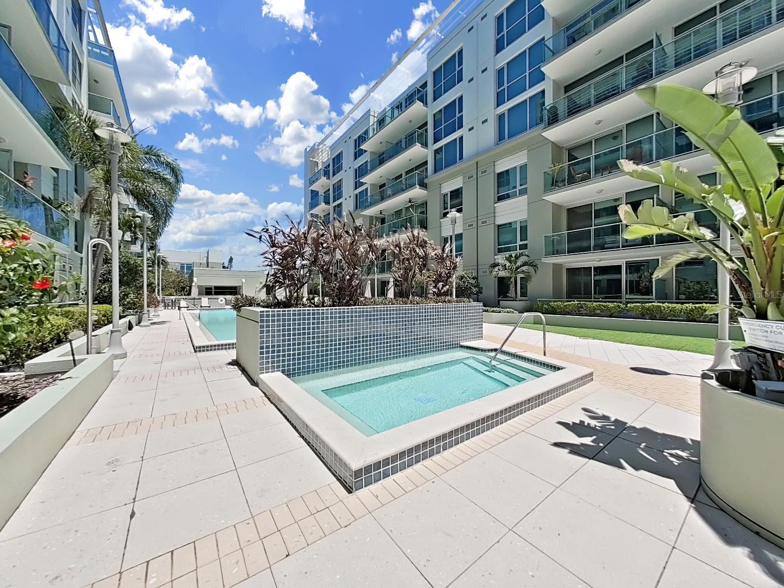 THE PLACE AT CHANNELSIDE A CON - Residential