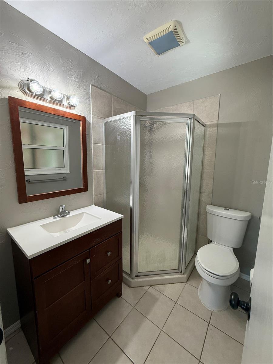 PINE LAWN - Residential Lease