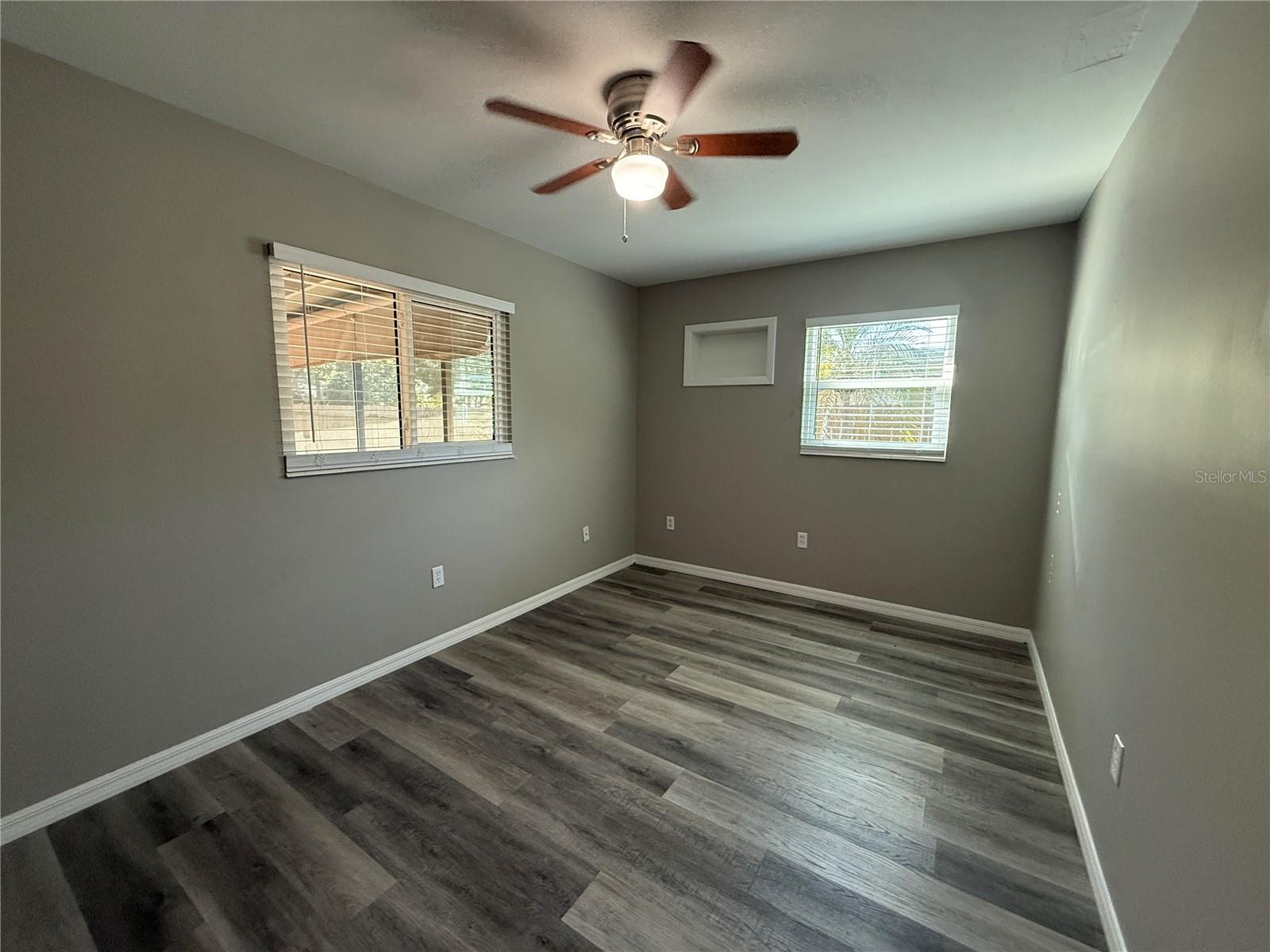 PINE LAWN - Residential Lease