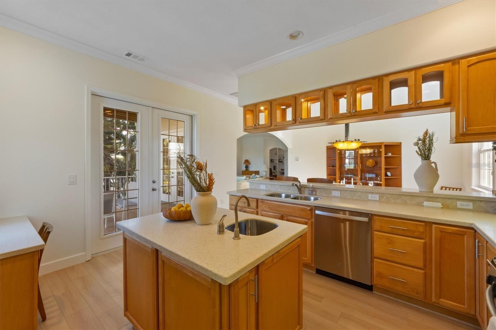 HOLMES BEACH 16TH UNIT - Residential