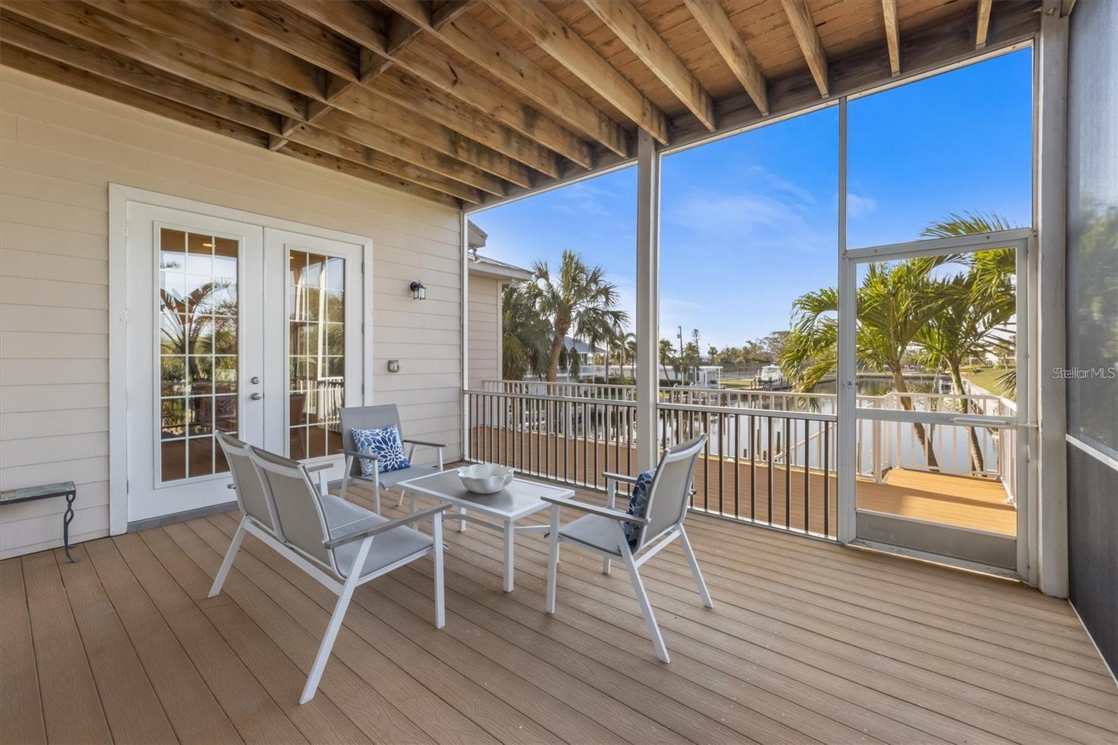 HOLMES BEACH 16TH UNIT - Residential