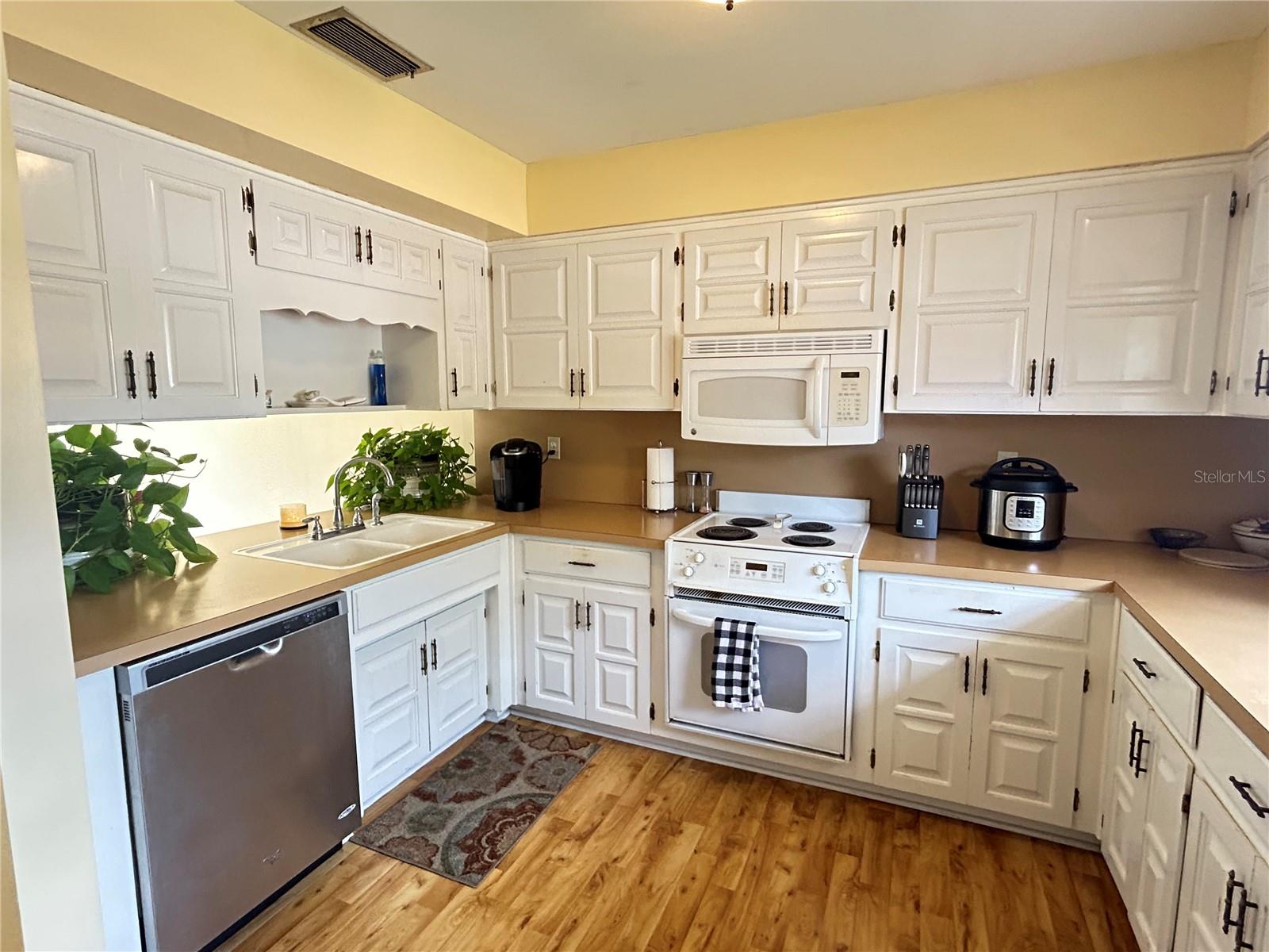CYPRESSWOOD PATIO HOMES - Residential