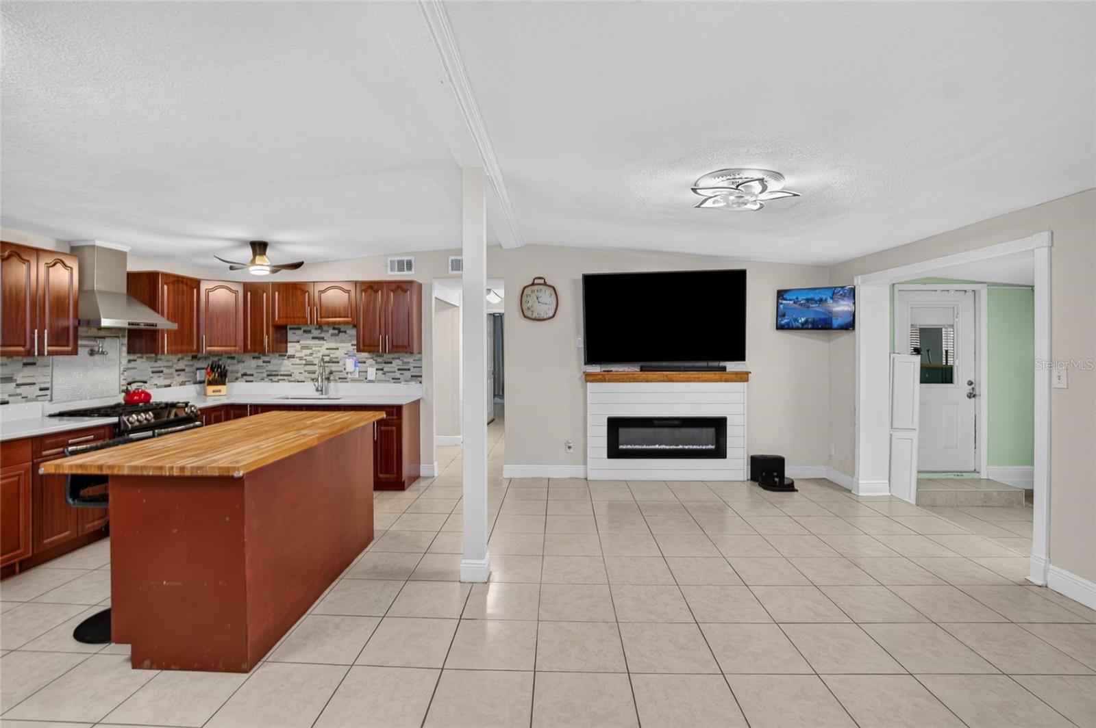 1727 WAIKIKI WAY