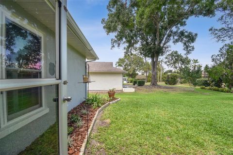 A home in PALM HARBOR