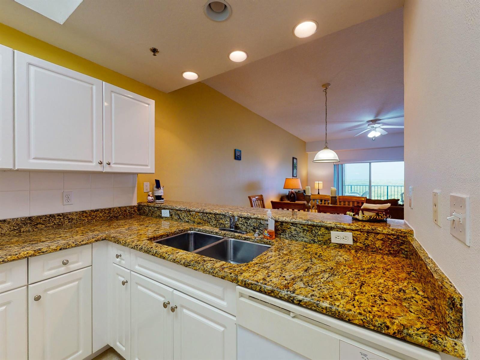 Ocean Walk Condo At Nsb - Residential