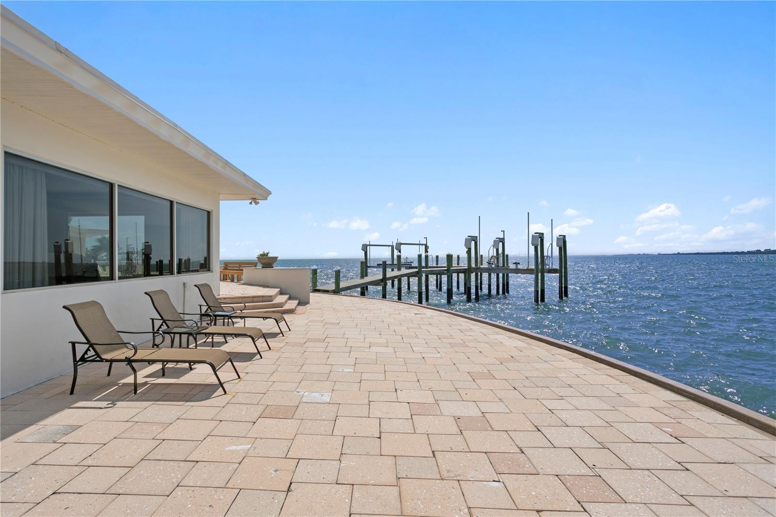 MAXIMO POINT ADD BLK 3 REP - Residential