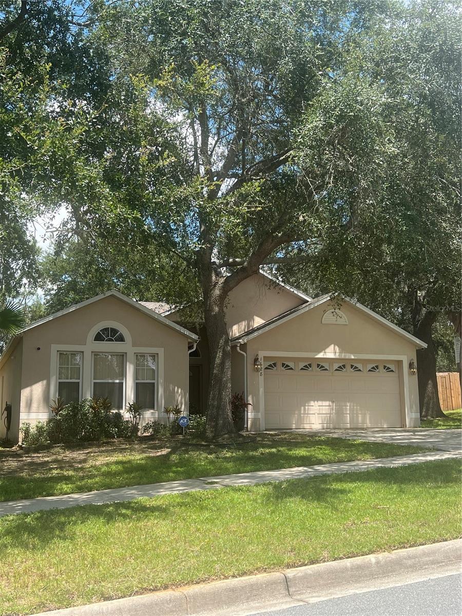 Handyman Special. Newer Roof 2018. 4/2 in Skyview Neighborhood in the heart of Clermont. Home has good bones. Home is in Original Condition and will need updating. Home is priced for Condition to allow homeowner with enough funds to bring it up to date.
