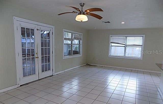 Photo of 3408 17th Avenue W, Bradenton, FL 34205 (MLS # A4701012)
