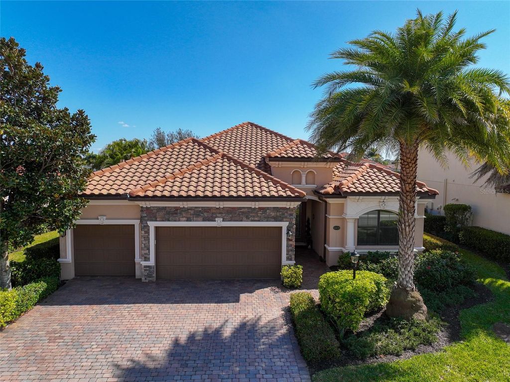 Photo of 13026 Ramblewood Trail, Bradenton, FL 34211 (MLS # A4657398)