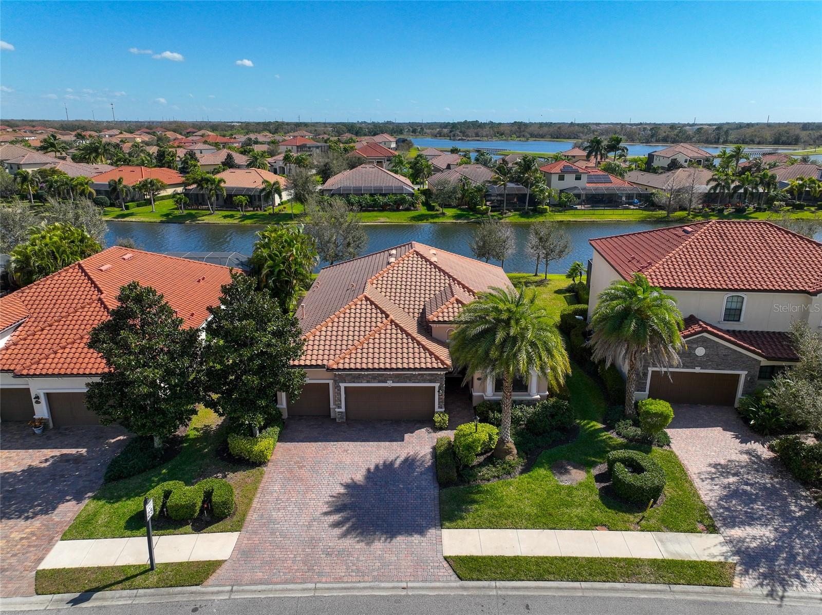 13026 RAMBLEWOOD TRAIL