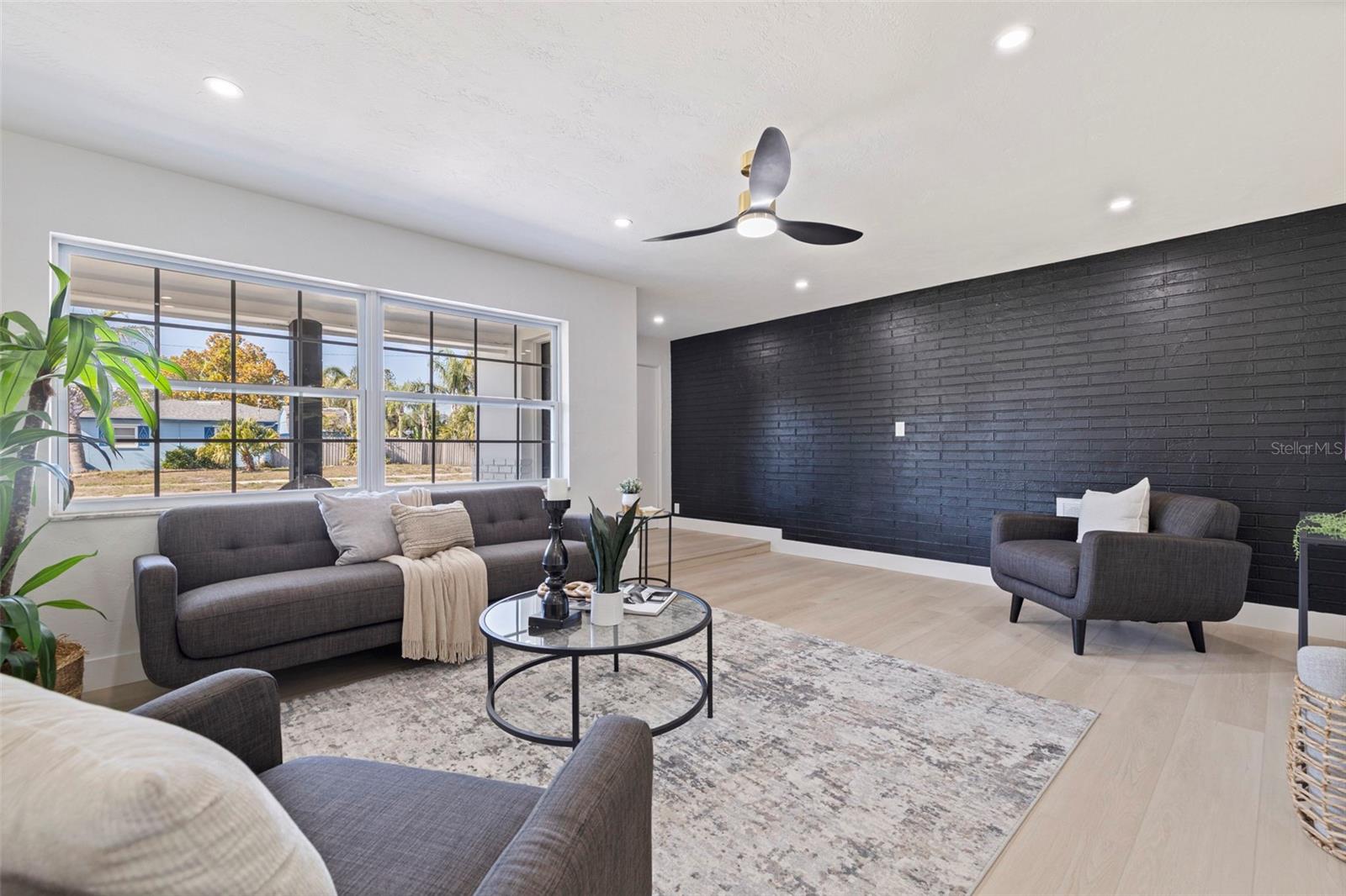 WEST WEDGEWOOD PARK 7TH ADD - Residential