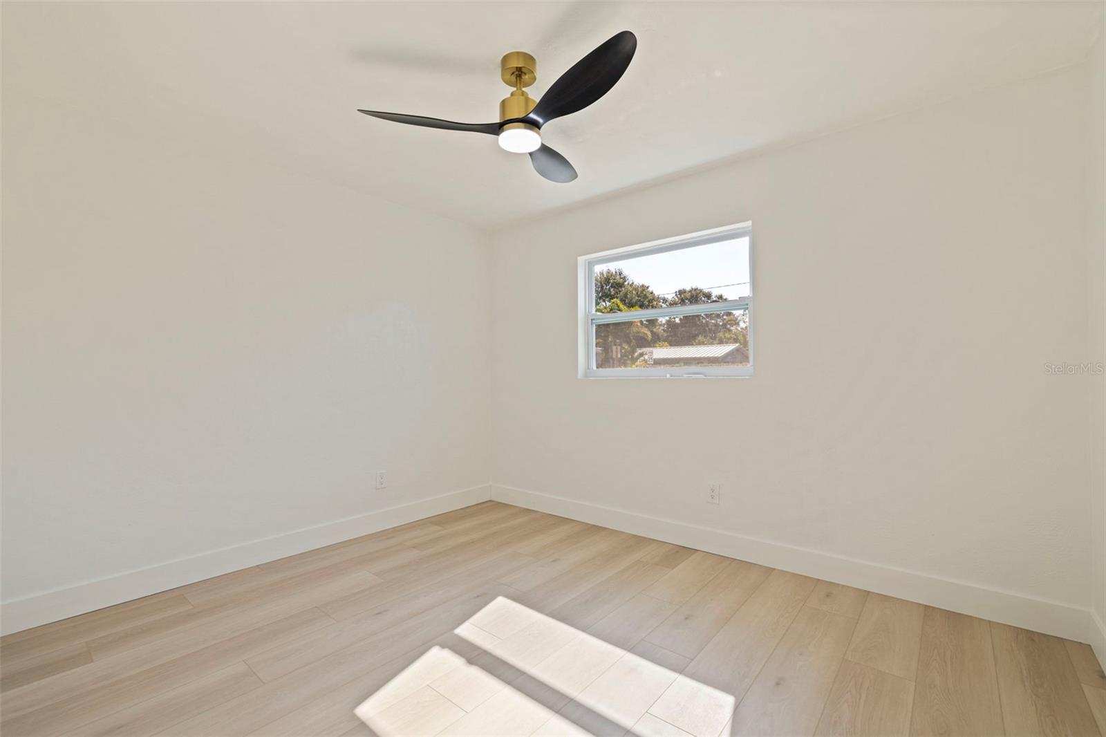 WEST WEDGEWOOD PARK 7TH ADD - Residential