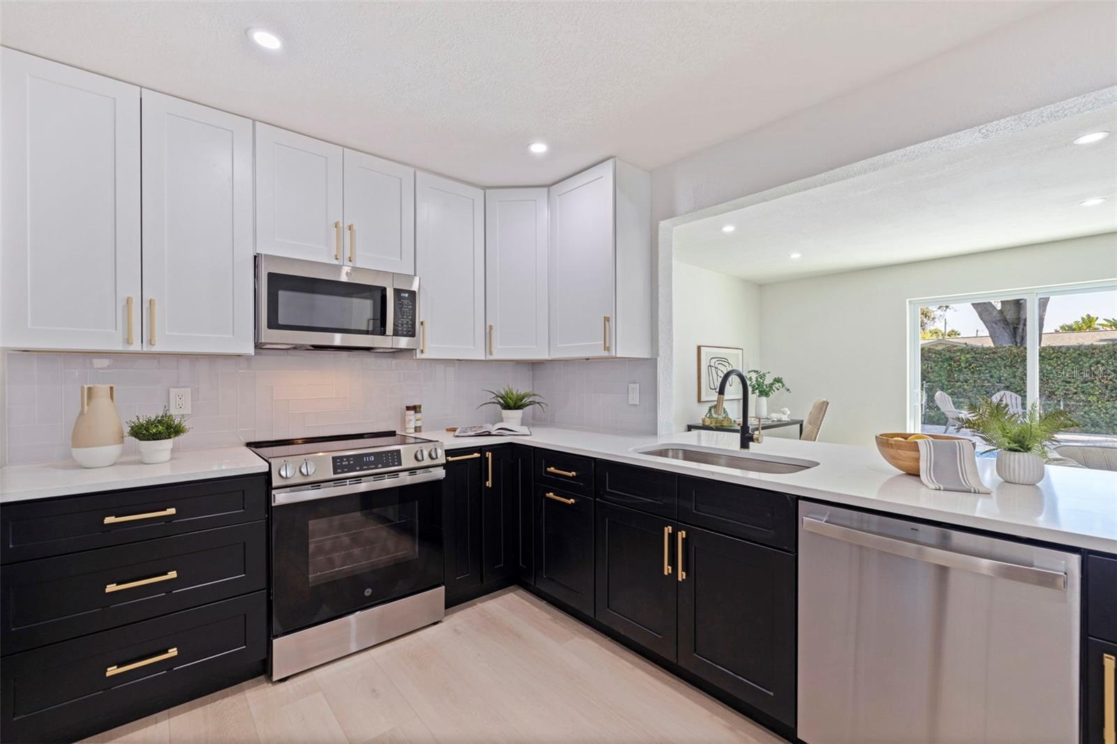 WEST WEDGEWOOD PARK 7TH ADD - Residential