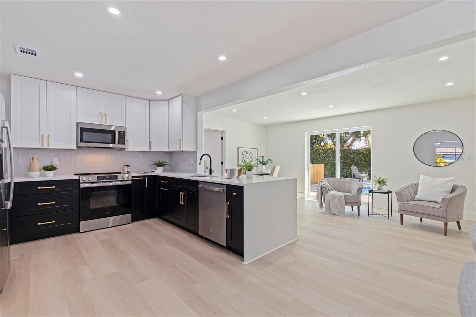 WEST WEDGEWOOD PARK 7TH ADD - Residential