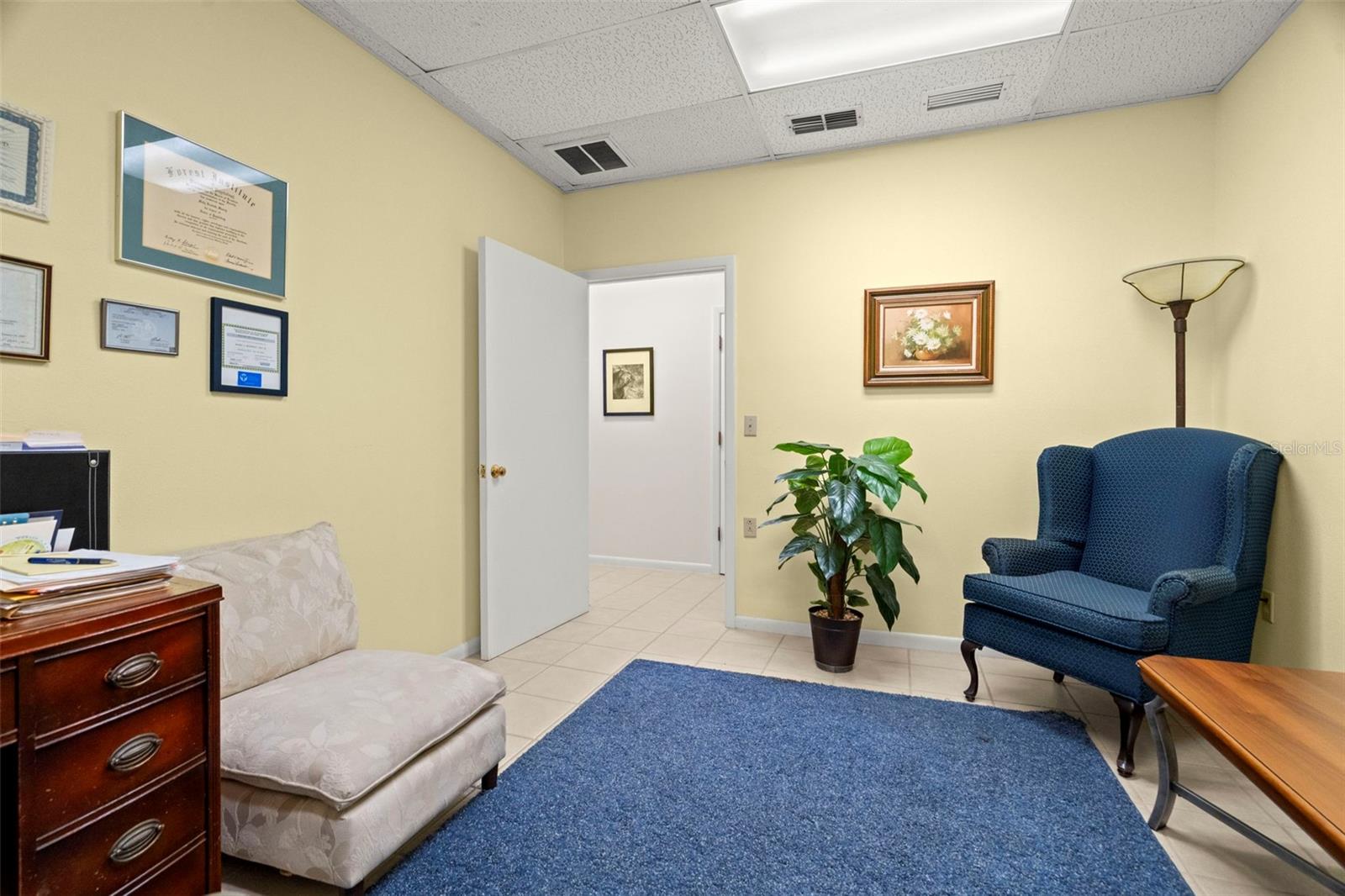 UNIVERSITY PROFESSIONAL - Commercial Sale