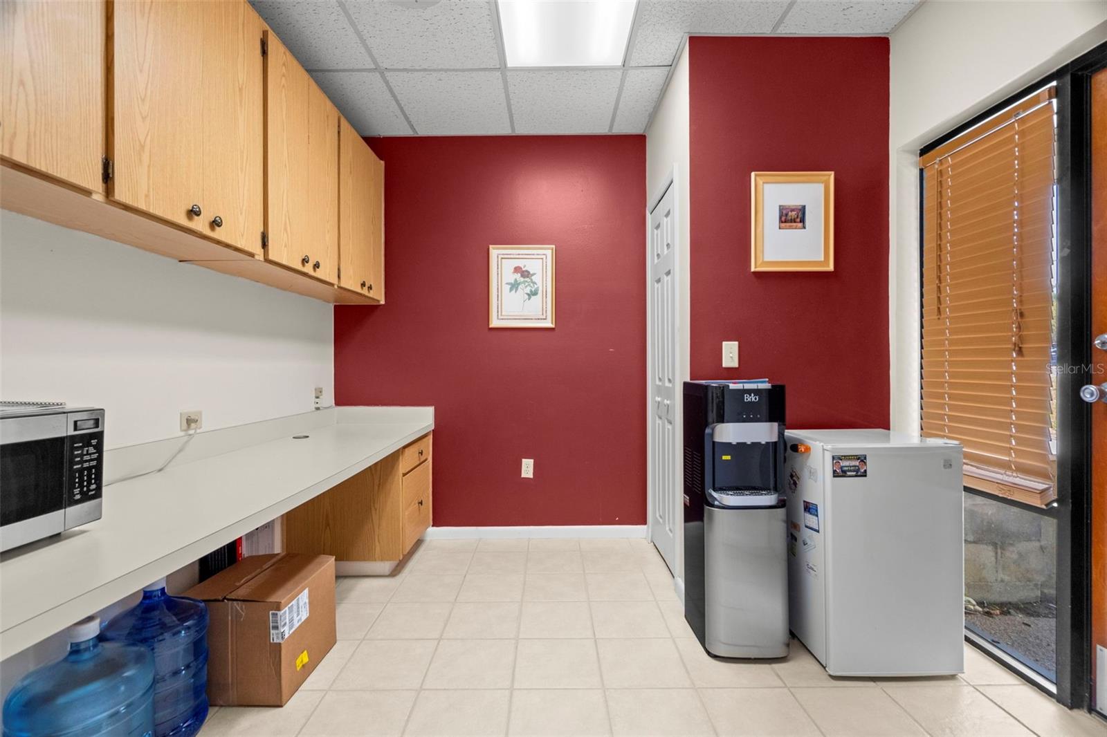 UNIVERSITY PROFESSIONAL - Commercial Sale