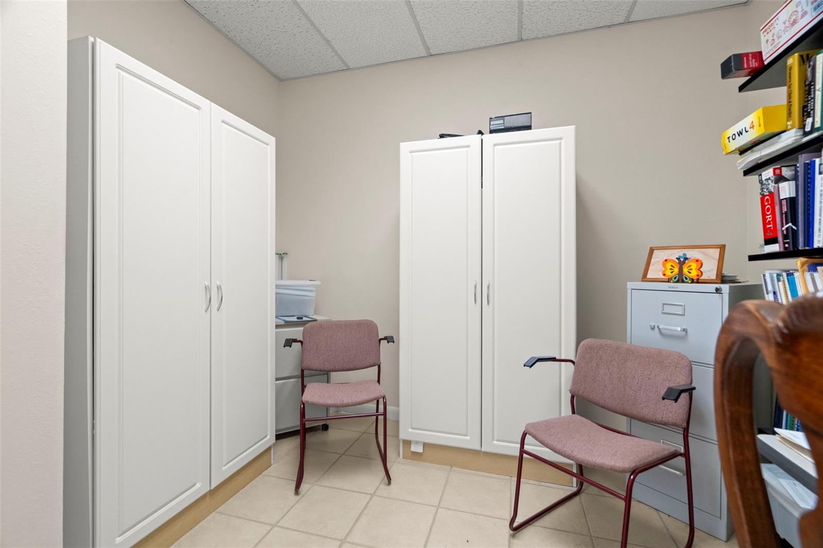 UNIVERSITY PROFESSIONAL - Commercial Sale