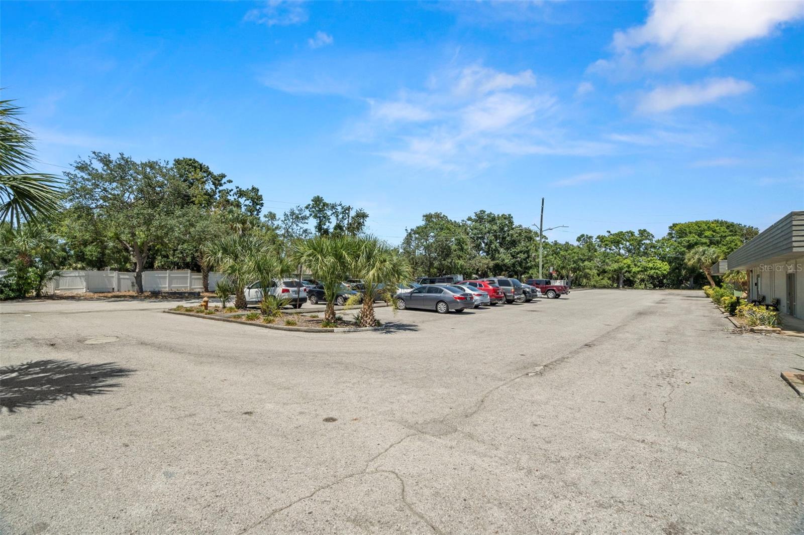 UNIVERSITY PROFESSIONAL - Commercial Sale