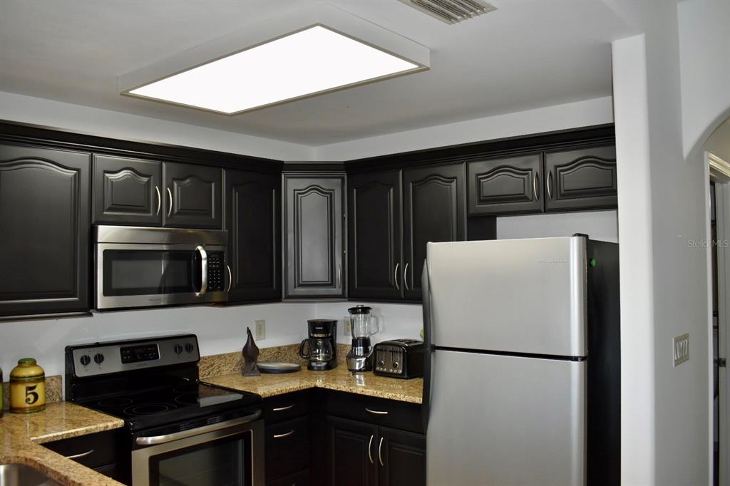 BLUE HERON BEACH RESIDENCE TOWER I - Residential Income