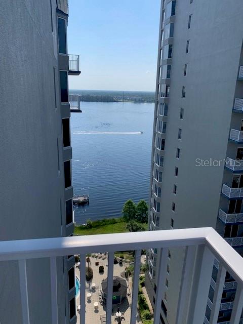 BLUE HERON BEACH RESIDENCE TOWER I - Residential Income