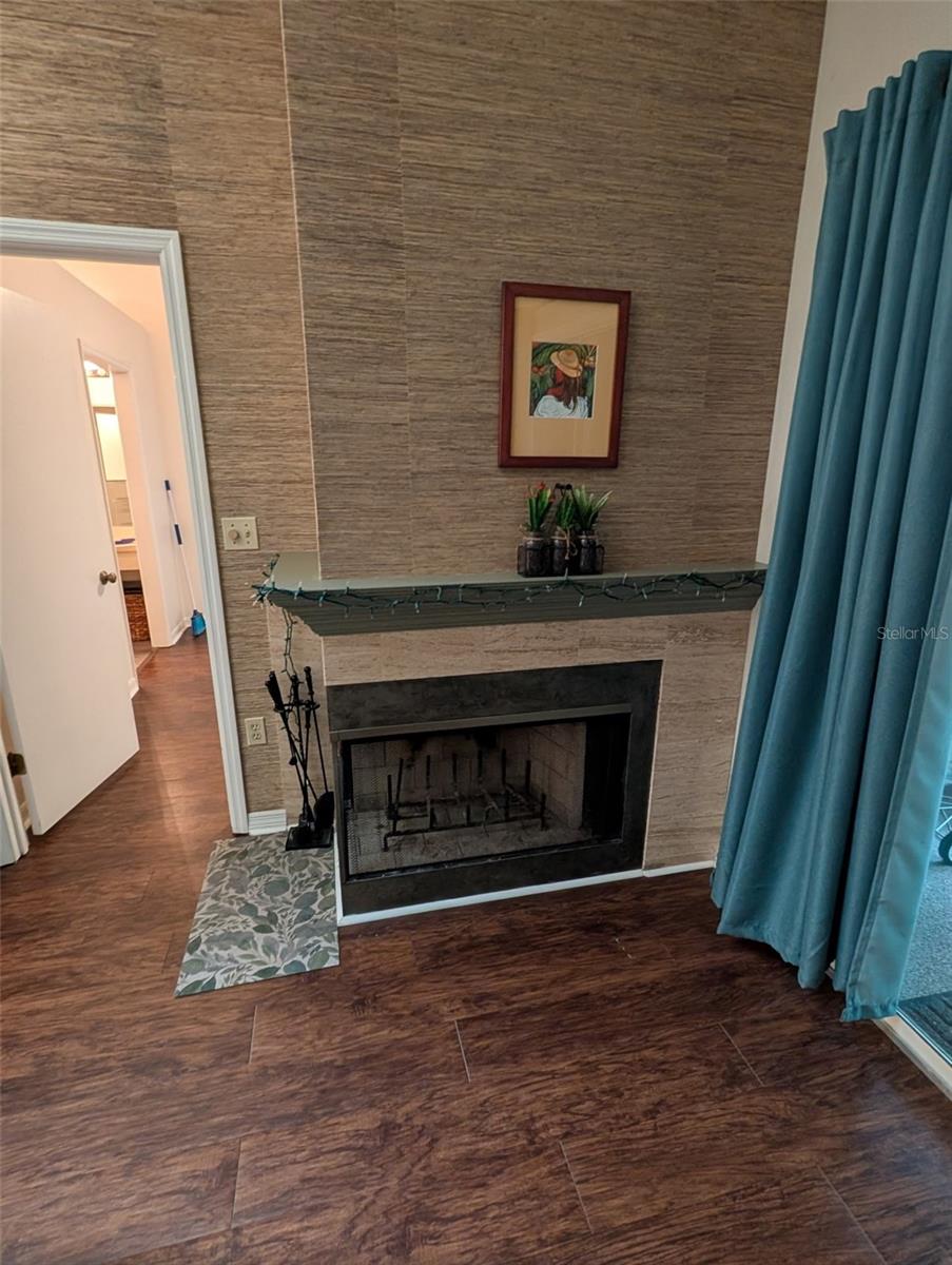 4948 SW 10TH LANE