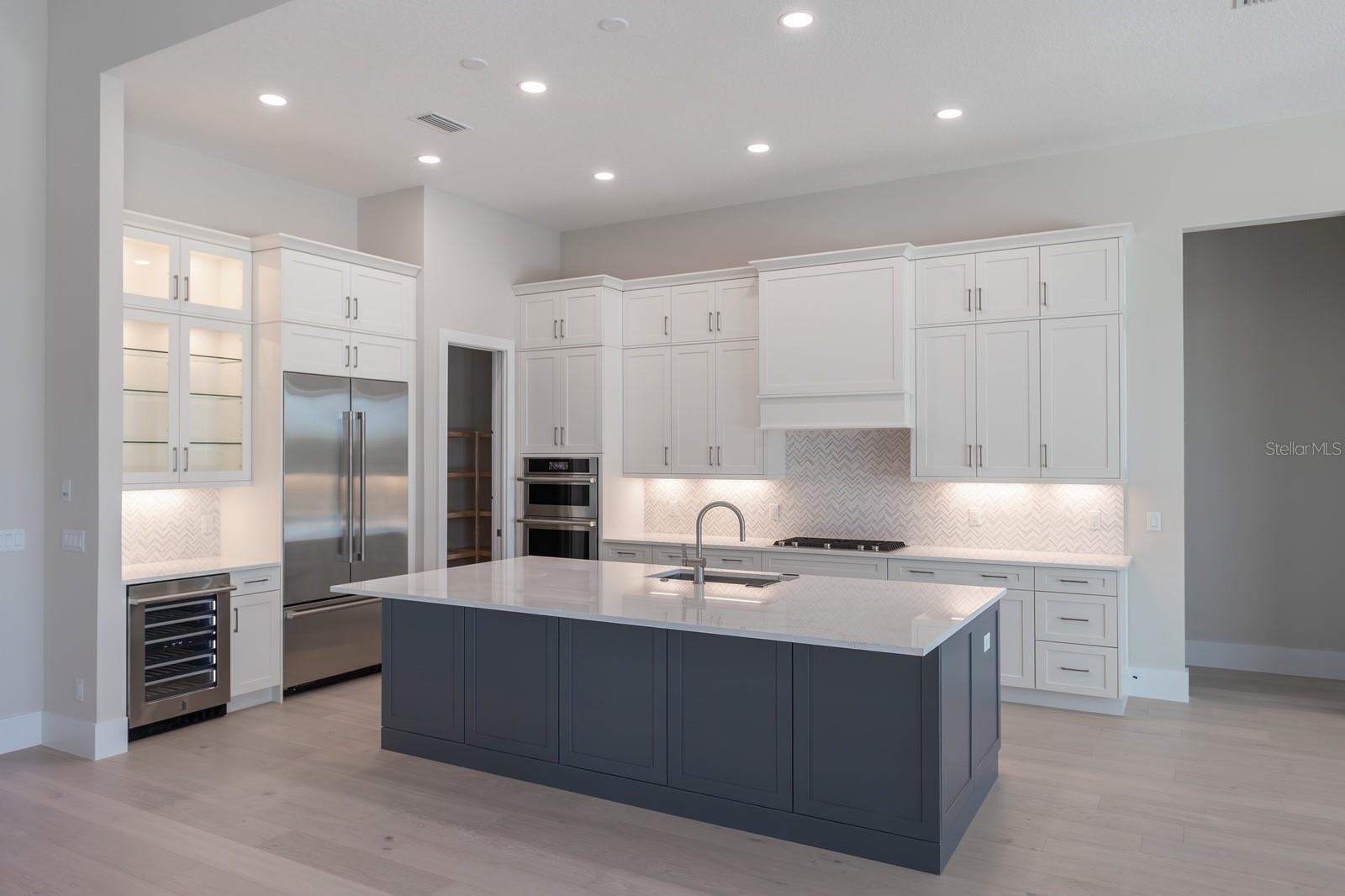 212 BLUE MIST WAY