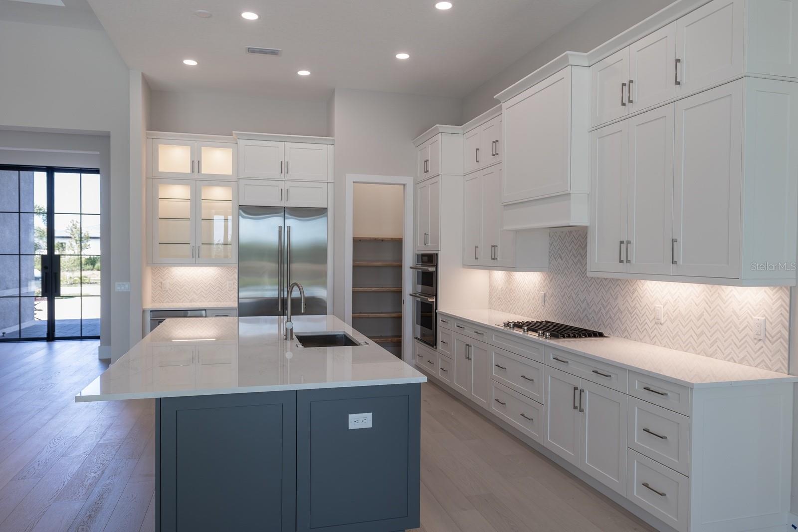 212 BLUE MIST WAY